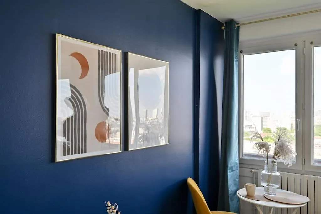 Apartment Super Equipe - Iii